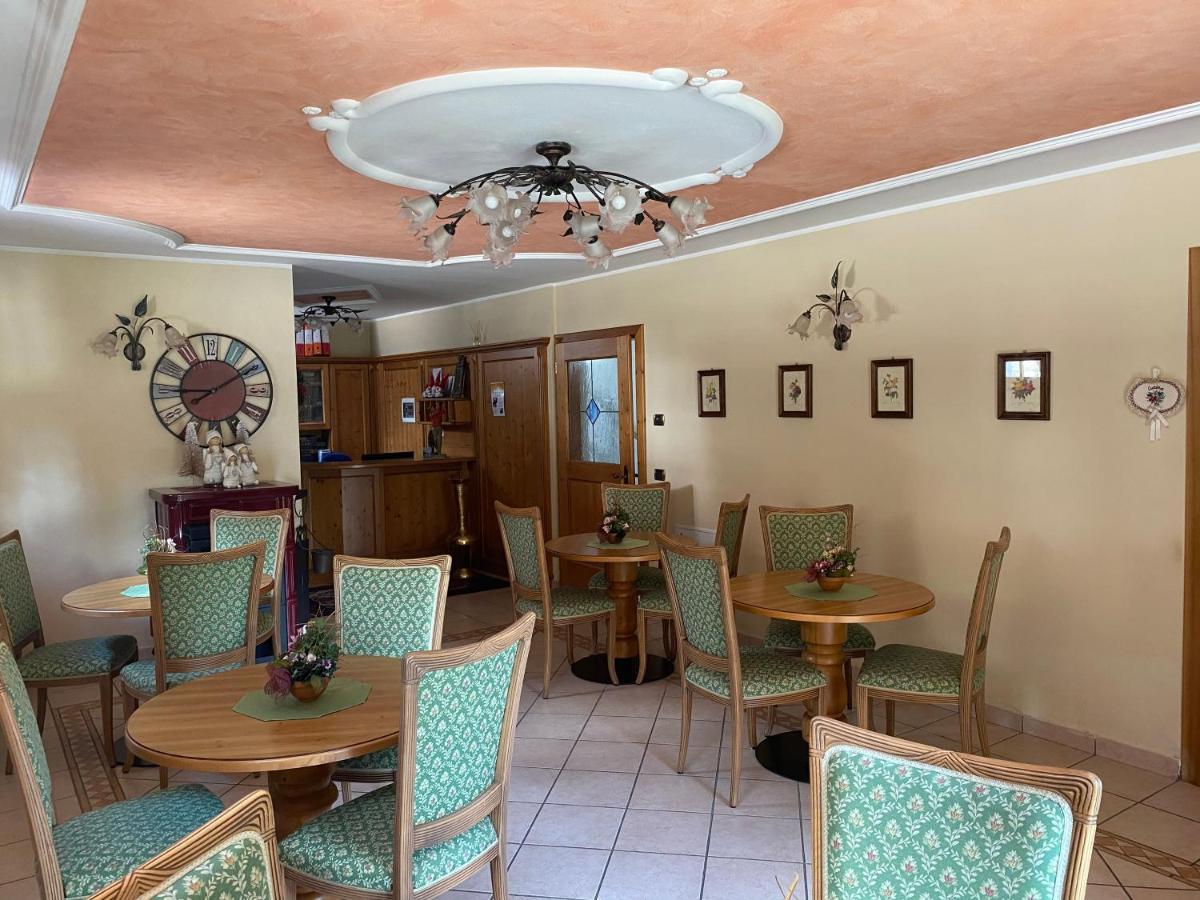 Villa Golf Пинцоло Экстерьер фото